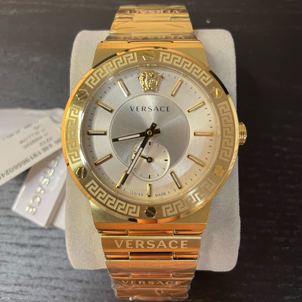 Versace Greca Logo Gold Watch
